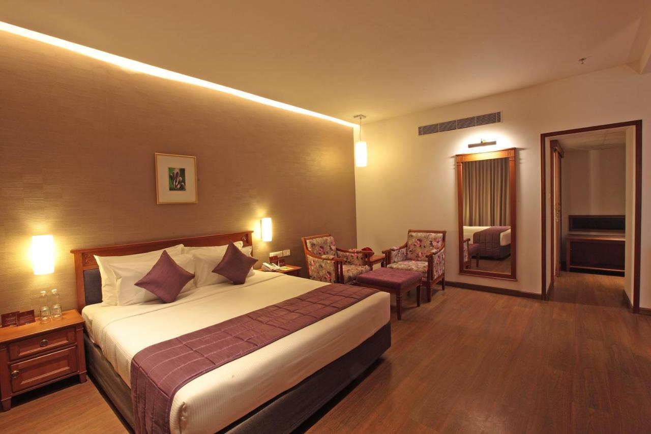 Hotel Monsoon Empress Kochi Zewnętrze zdjęcie