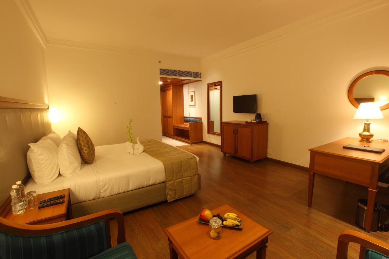 Hotel Monsoon Empress Kochi Zewnętrze zdjęcie