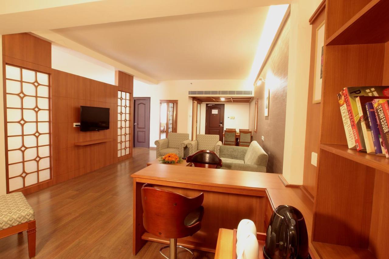 Hotel Monsoon Empress Kochi Zewnętrze zdjęcie
